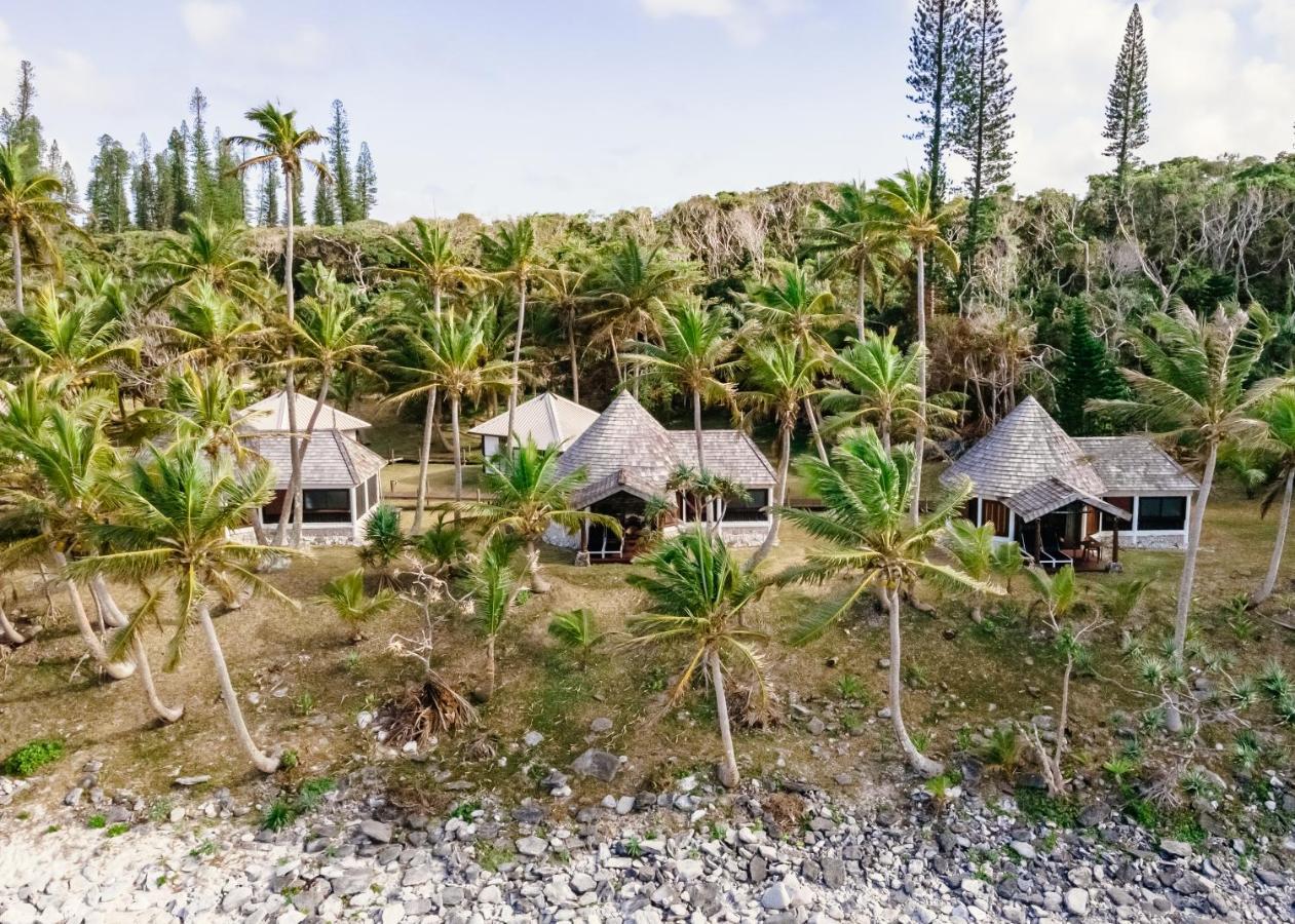 Hotel Nengone Village Mare Exterior photo