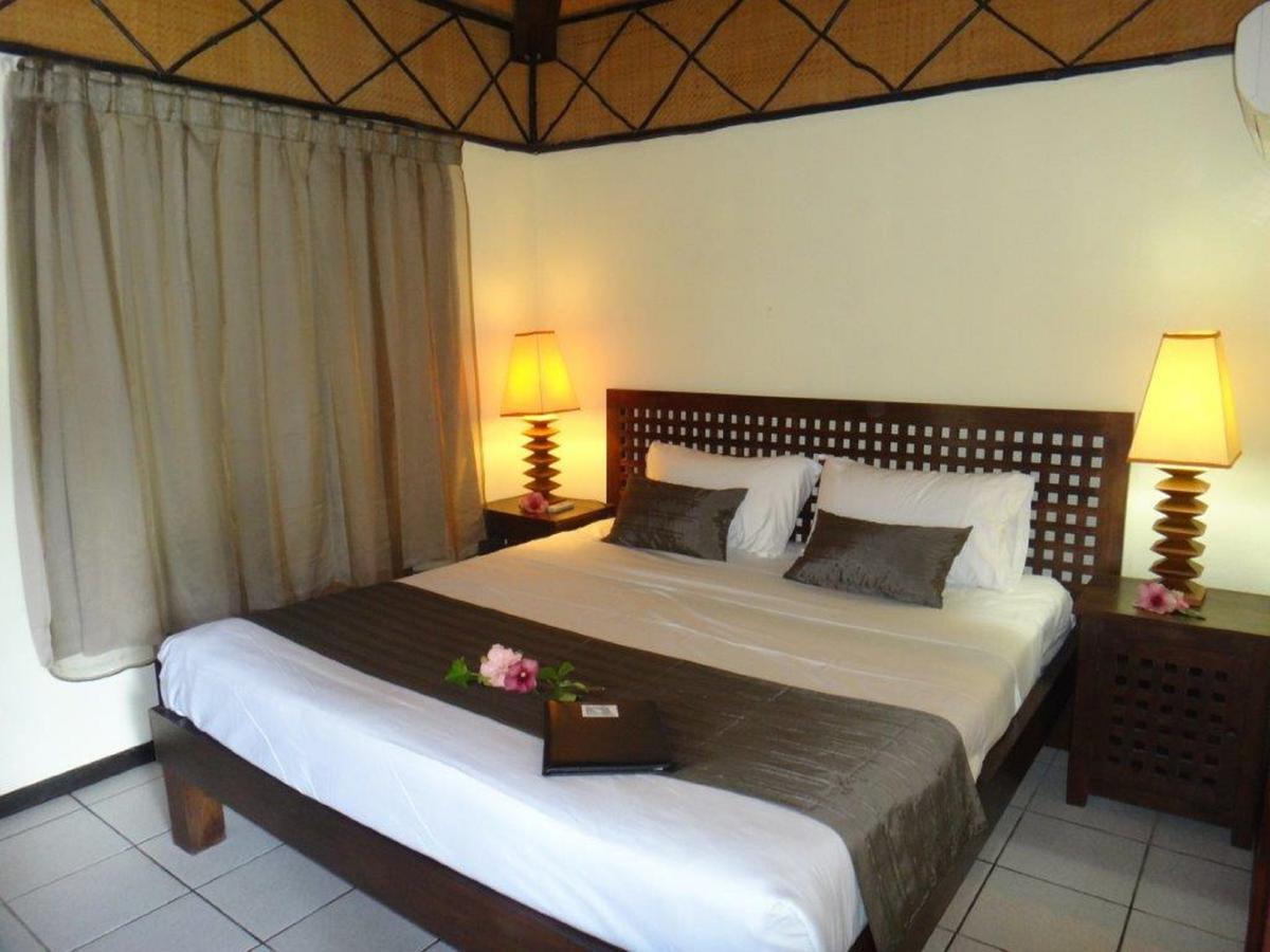 Hotel Nengone Village Mare Exterior photo
